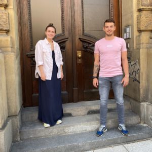 convensis_news_neue Mitarbeiter Laura Wirth und Maximilian Füssenhäusser Mit Klick auf dieses Bild sehen Sie die neuen Convensis Mitarbeiter Laura Wirth für das Team Digital und Maximilian Füssenhäuser als Marketingassistenz