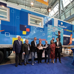 Die feierliche Einweihung von Wundine on Wheels 3
